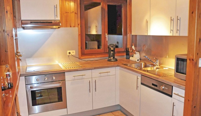 4 bedroom accommodation in Somme-Leuze