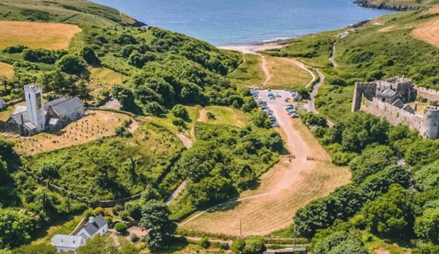 4 bedroom accommodation in Manorbier