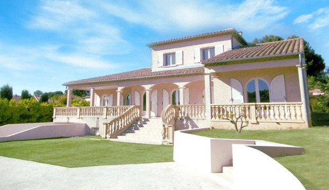 4 bedroom accommodation in Capestang