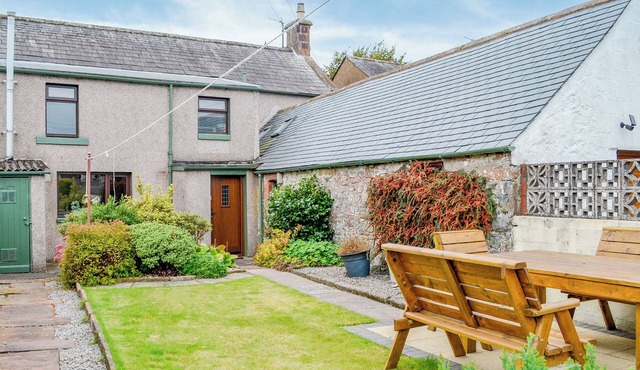 4 bedroom accommodation in Dumfries
