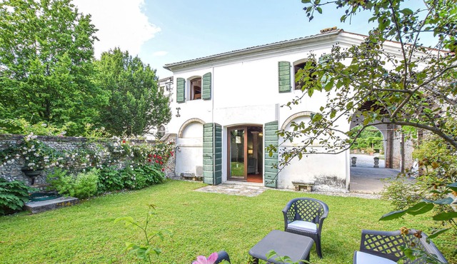 4 bedroom accommodation in Cordovado