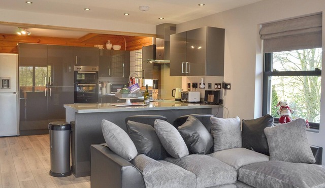 4 bedroom accommodation in Munsley, near Ledbury