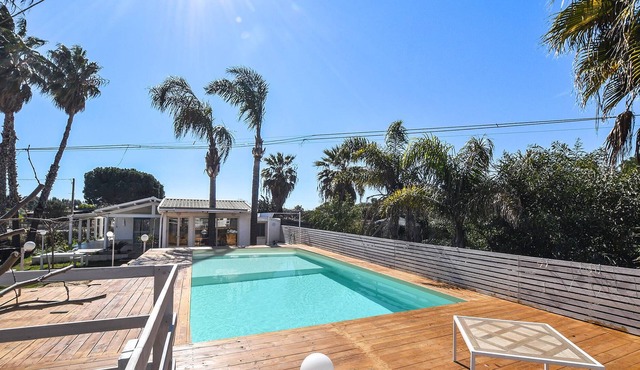 4 bedroom accommodation in Scicli
