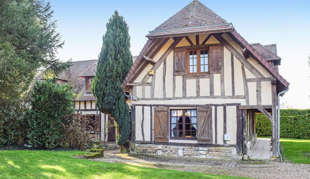 4 bedroom beautiful home in Bosroumois