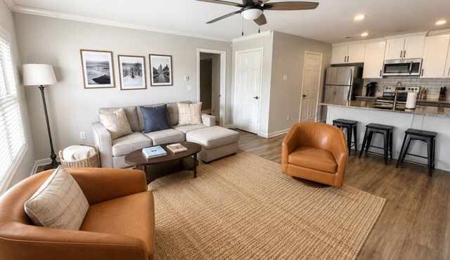 4 bedroom condo and walk to Toomers!