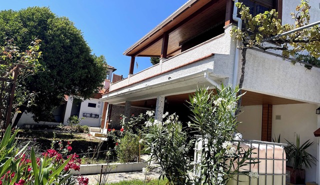4-bedroom country house in charming Penela with AC