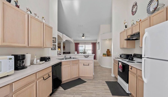 4 bedroom, Disney`s Forest View Property in Eagle Pointe