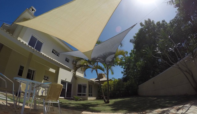 4-bedroom house in a gated community with an ecological trail to the beach.