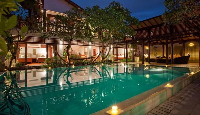 4 Bedroom Luxury Villa Near Sanur Beach