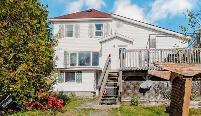 4 Bedroom Main Cottage XIV: PL