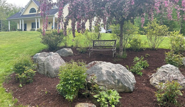 4-bedroom private country home in beautiful Hampton Falls, 10 minutes from beach