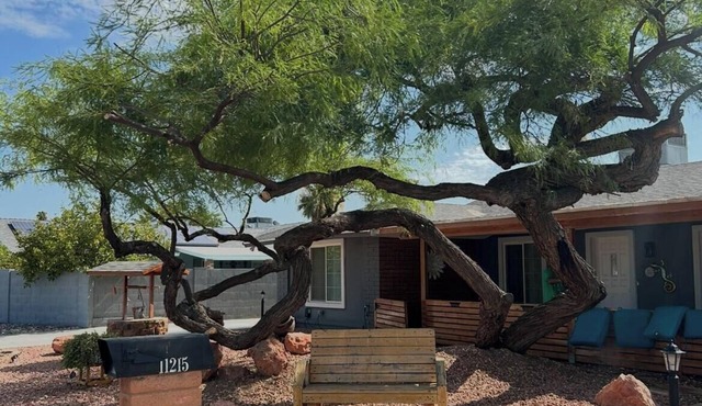 4 Bedroom with Private Backyard Oasis!