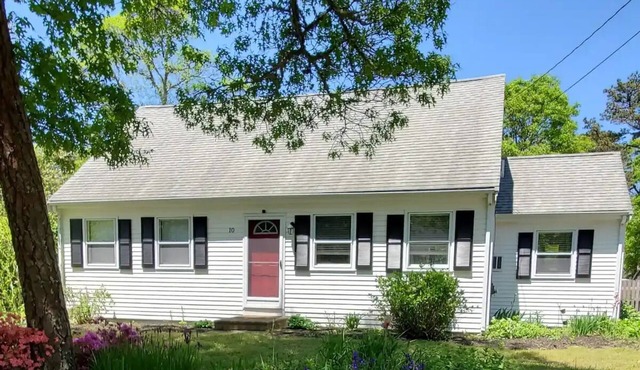 4 Br - Spacious E Harwich Home - Close to Beaches