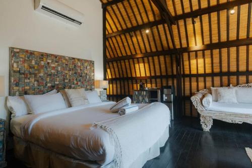 4 Elements - Contadora Island
