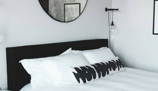 4 Luxe Trolley View King Room at Bowline Hotel, Pet-friendly