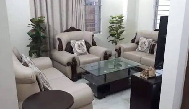 4 star standard apartment. from airport, Gulshan, Banani and shopping complex.