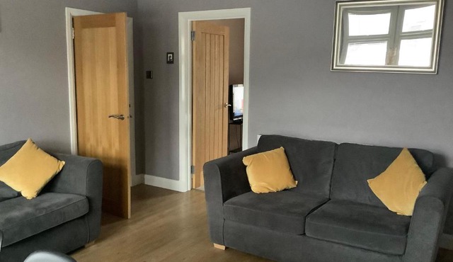 4 Stills Apartment