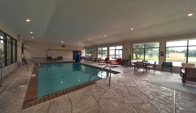 4 Suites Ideal for Exploring Houston Highlights | AMF Diamond Lanes - 1.5 miles
