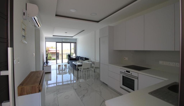 42 Beach Coast Apartment