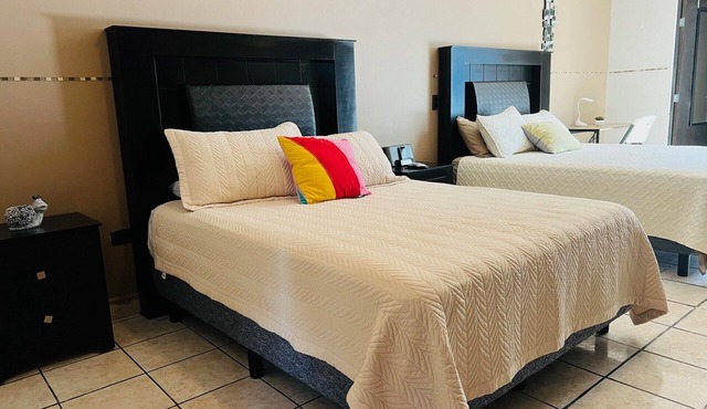 45' from Mty, World Cup 2026! ARTEAGA double room, Wi-Fi, A/C, TV, Kitchen,