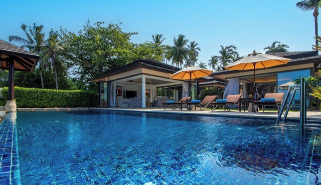 4BR Beachfront Private Villa | Bophut Beach