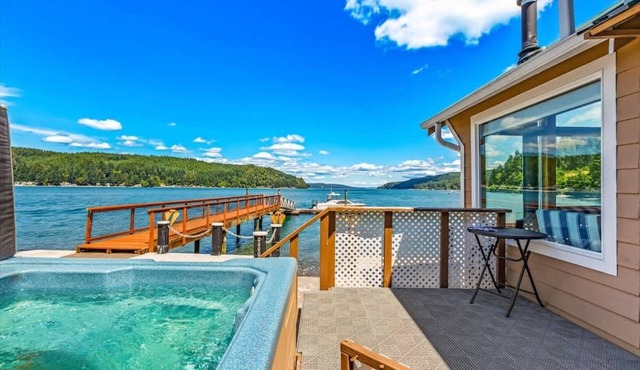 4BR Waterfront Dock | Hot Tub | Hood Canal Views