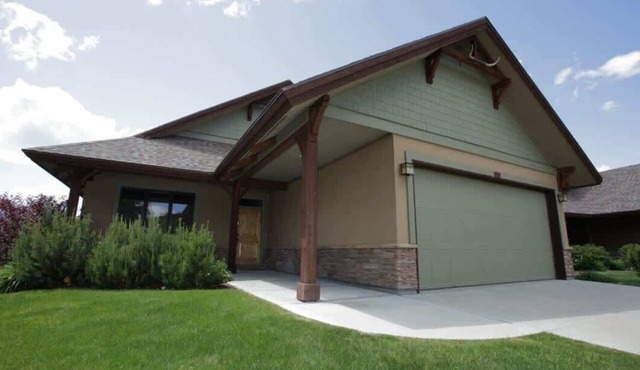5 bdr 3ba Great House! Great Value! Resort FUN!