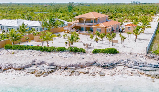 5 Bdr Beachfront Home-Turks & Caicos