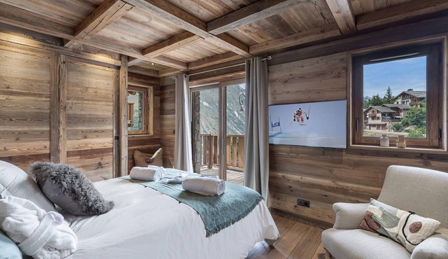 5-bedroom chalet with sauna and hammam, central Saint Martin