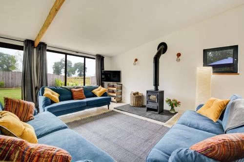 5 Bed in Briston oc-2005