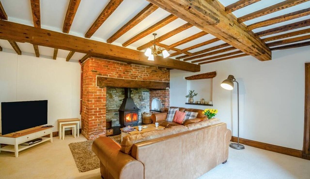 5 Bed in Denbigh (oc-413746)