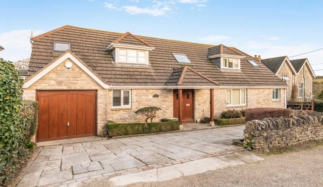 5 Bed in Langton Matravers (oc-p33853)