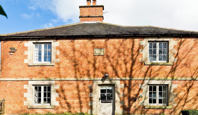 5 bedroom accommodation in Carsington, near Ashbourne