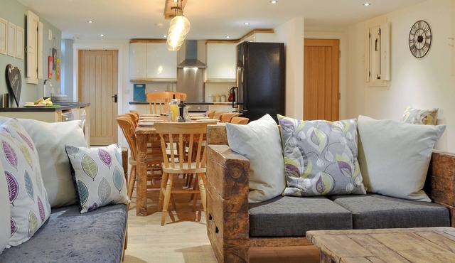 5 bedroom accommodation in Driffield, near Bridlington