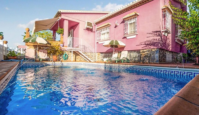 5 bedroom accommodation in Monachil