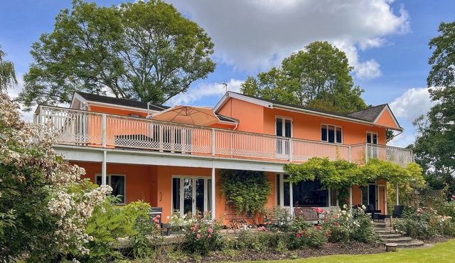 5 bedroom accommodation in Geldeston, near Beccles