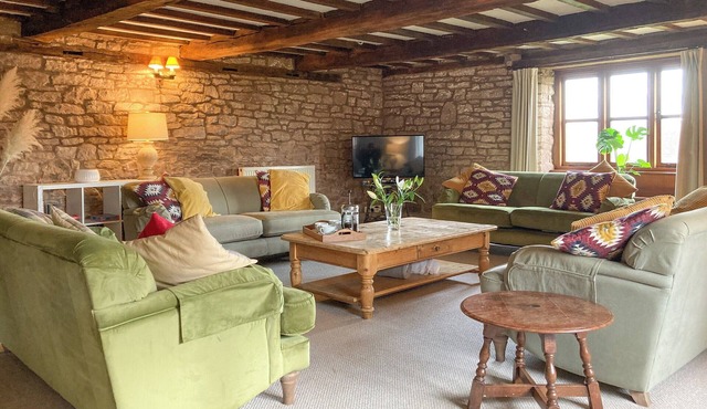 5 bedroom accommodation in Bromyard, near Malvern Hills