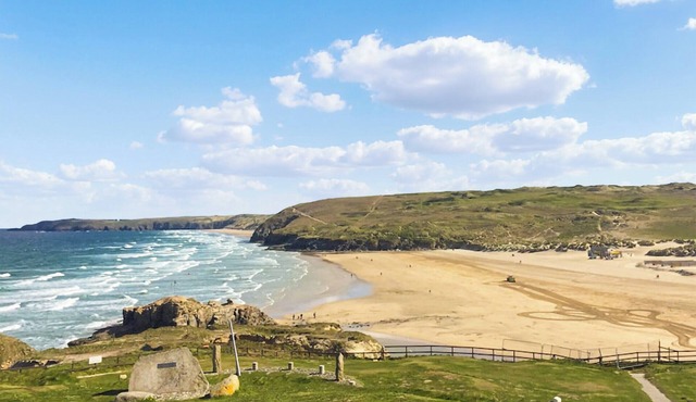 5 bedroom accommodation in Helston