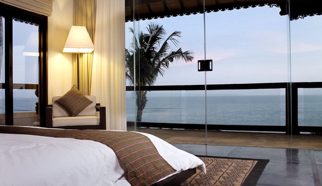 5 Bedroom Beachfront Villa - Seseh Beach, Bali