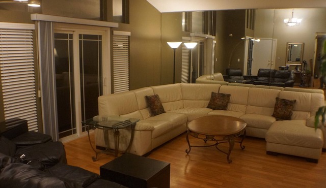 5 BEDROOM MODERN COMFORTS AND AMENITIES