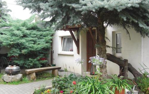 5 Bedroom Nice Home In Heideblick