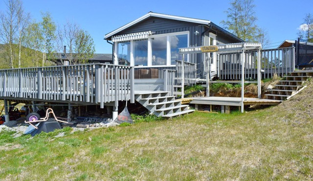 5 bedroom pet friendly home in Eiken