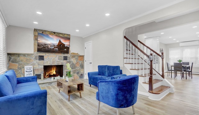 5 Bedroom Spacious Modern Oasis/15 Minutes from JFK
