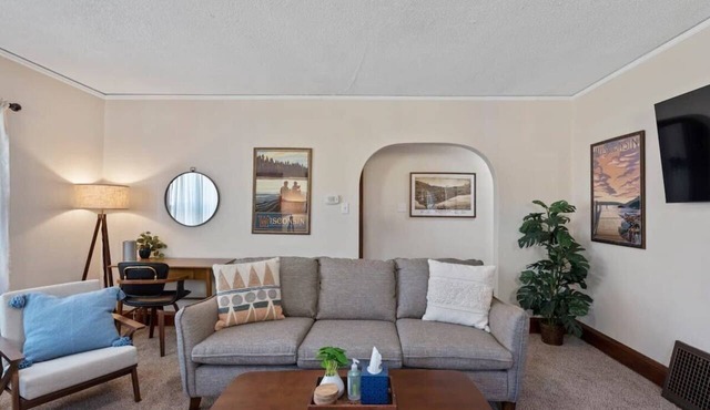 5 Bedrooms I Pet Friendly I Sleeps 12