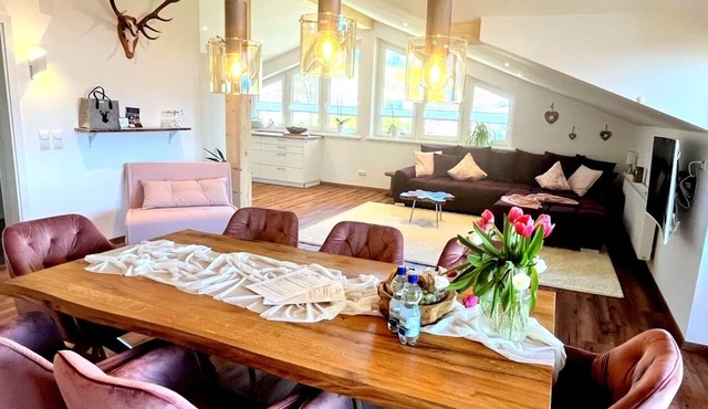 5* Lory vacation apartment with castle and panoramic views