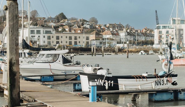 5 Mariners Wharf