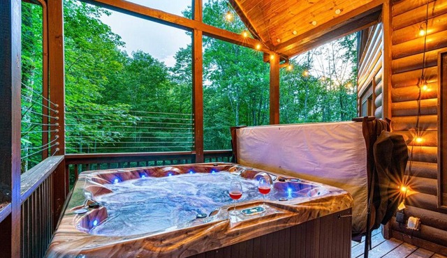 5 Min to Ski Private 2 Acres Creek Hot Tub Game Room Fire Pit