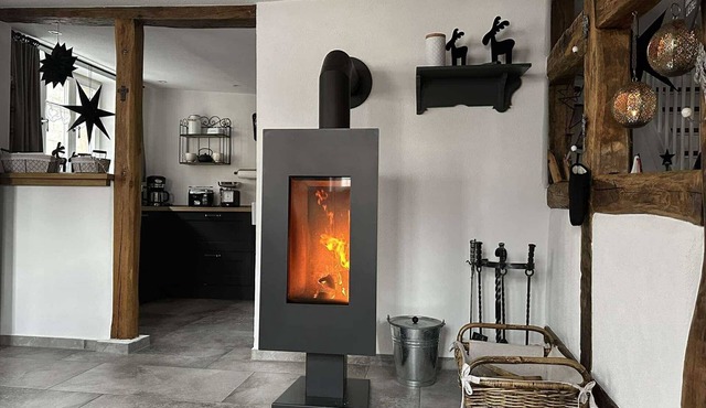 5 * Romantic, historic half-timbered house from 1623 - stove & infrared sauna