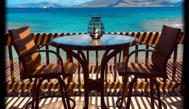 5 ★ Sapphire Blue Horizon - Direct Ocean Front at Sapphire Beach Resort & Marina