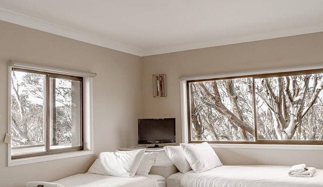 5 Share - 5 Share Room - Mt Perisher Views